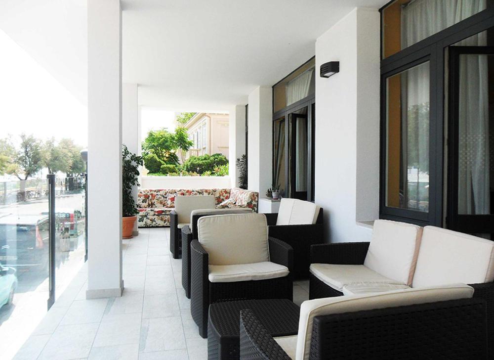 Hotel Beaurivage Senigallia Exteriör bild