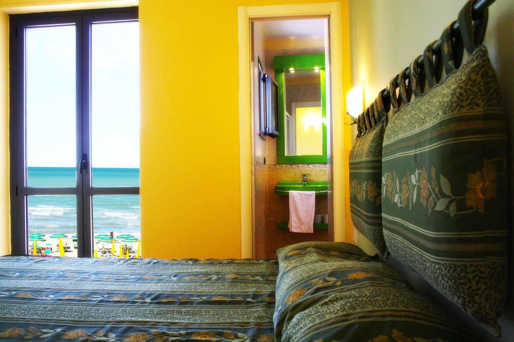 Hotel Beaurivage Senigallia Exteriör bild