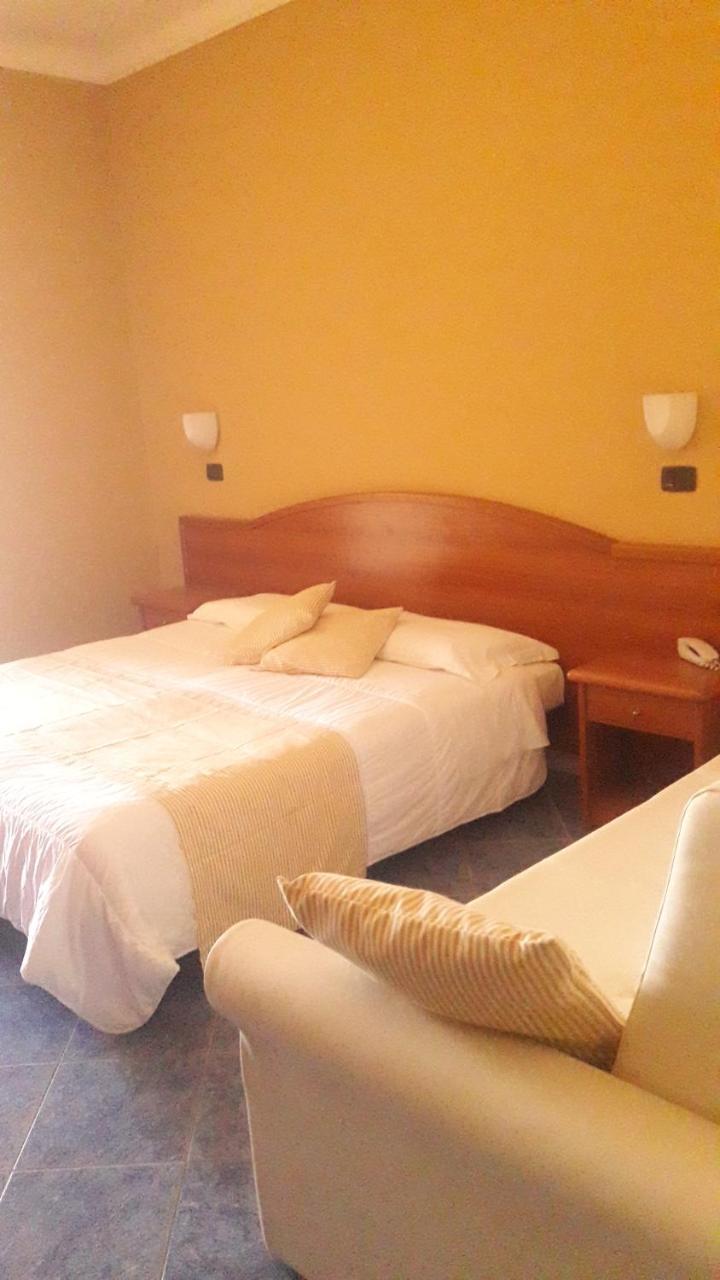 Hotel Beaurivage Senigallia Exteriör bild